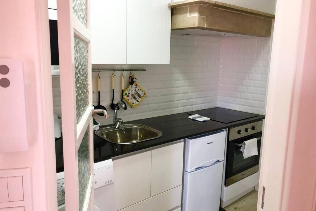 32 Top - Center Of Lisbon Duplex Apartment, Barrio Alto Kültér fotó